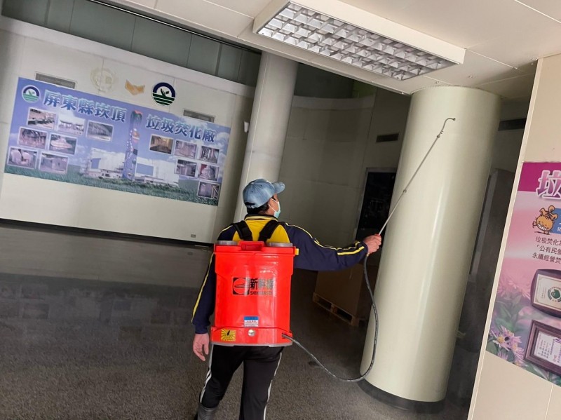 1121111焚化廠廠區消毒噴藥封面照片